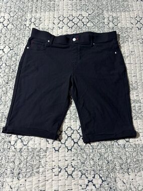 HUE Black Bermuda Cuff Short Ladies Size XL